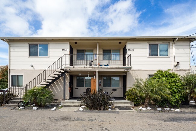 Building Photo - 830-842 W Sunset Blvd