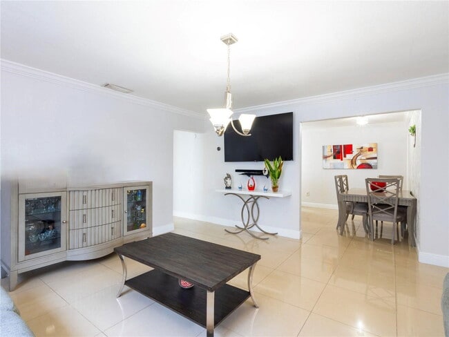 Building Photo - Northwest 58th Court, Miami, FL 33126 - 3 BR 2 BA single-family home