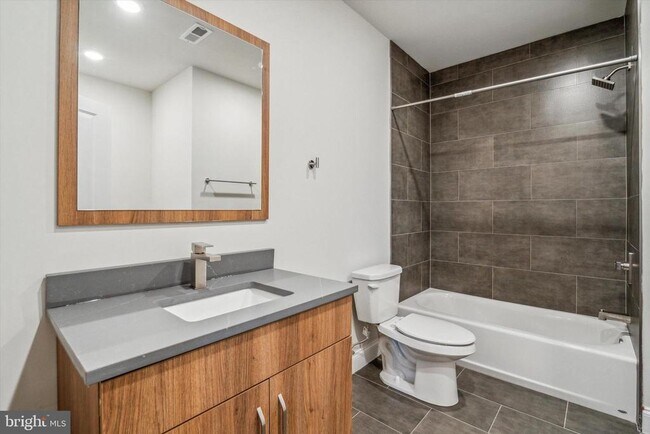 Foto del edificio - 2157 E Lehigh Ave