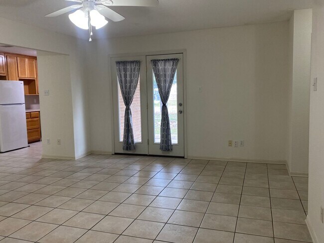 Foto del edificio - 2 BEDROOM, BELTON ISD