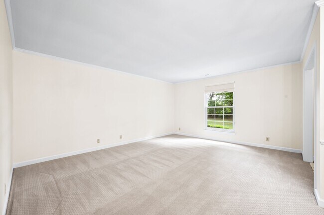 Foto del edificio - 225 Boxwood Dr