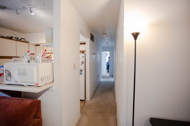 Foto del edificio - 802 Claytor Square