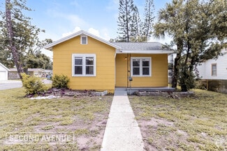 Building Photo - 3700 38th Ave N