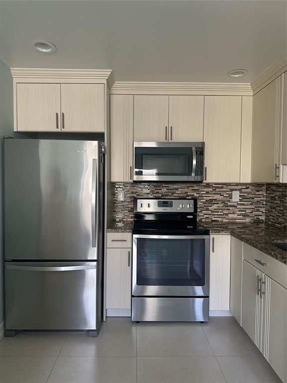 282 Piedmont F Unit BEAUTIFUL 55 PLUS, Delray Beach, FL 33484 Condo