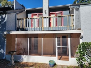 Building Photo - 2949 N Shamrock St
