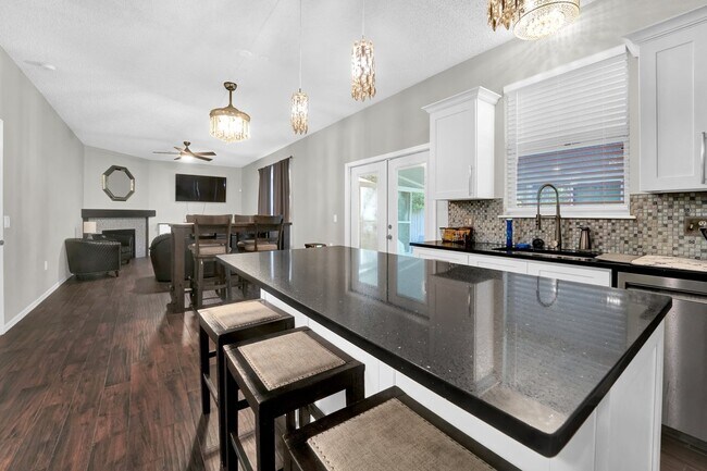 Building Photo - 11122 Robins Nest Ct