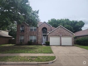 Building Photo - 2917 Clovermeadow Dr