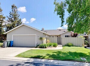 Building Photo - 629 Helen Dr