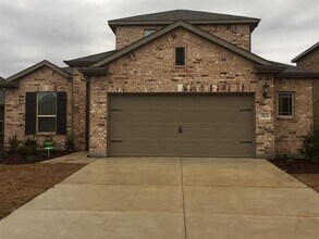 Building Photo - 1824 Tomahawk Trail