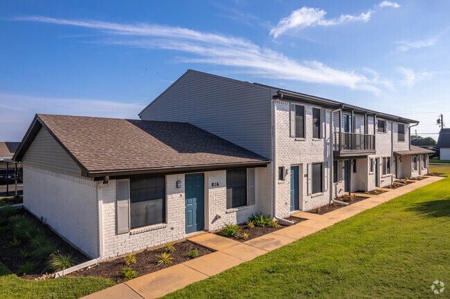 Foto del edificio - The Majestic at Hewitt