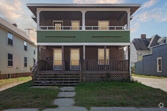 Building Photo - 112 E Center St