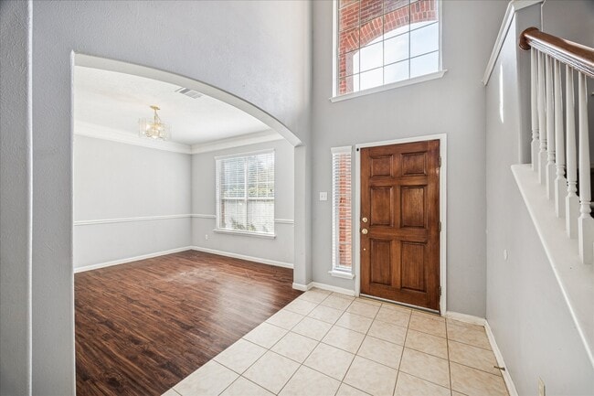 Building Photo - 17610 Forest Haven Trail
