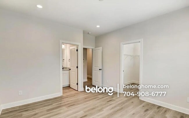 Foto del edificio - 39 Hawthorne St SW