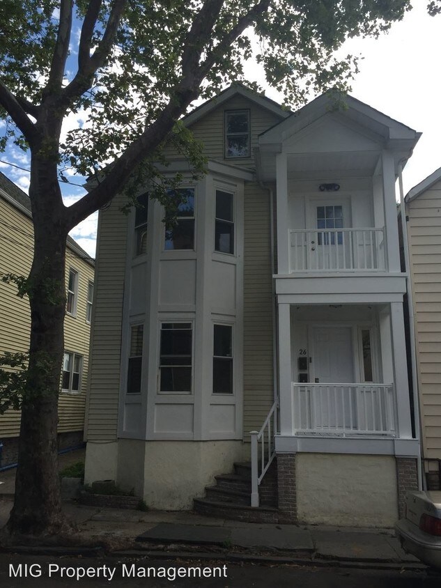Primary Photo - 26 Vincent St