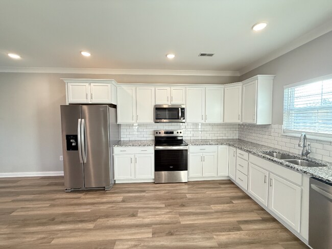 Foto del edificio - 3920 Dunbar Ave