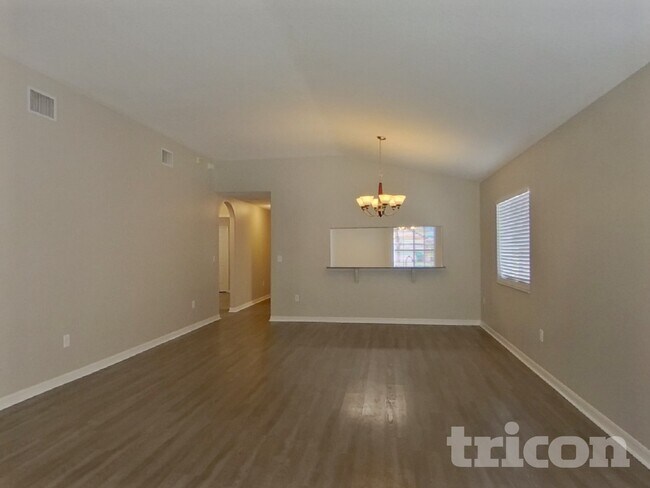 Foto del edificio - 31420 Triborough Dr