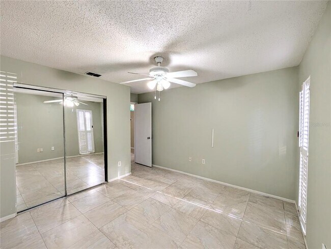 Foto del edificio - 5104 29th St W