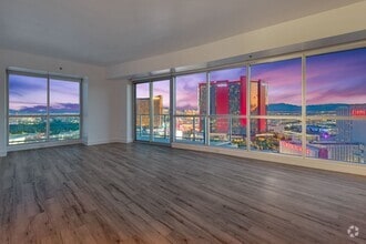 Building Photo - 2700 S Las Vegas Blvd