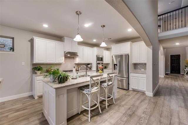 Foto del edificio - 16025 Plum Ct