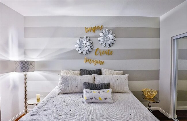 Building Photo - Beautiful 1 Bed 1 Bath Available