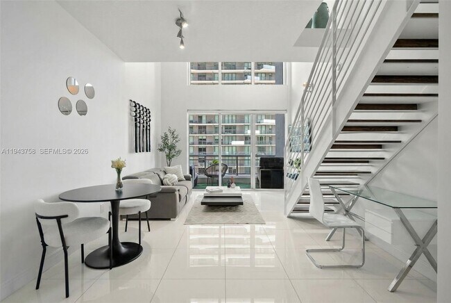 Foto del edificio - 60 SW 13th St