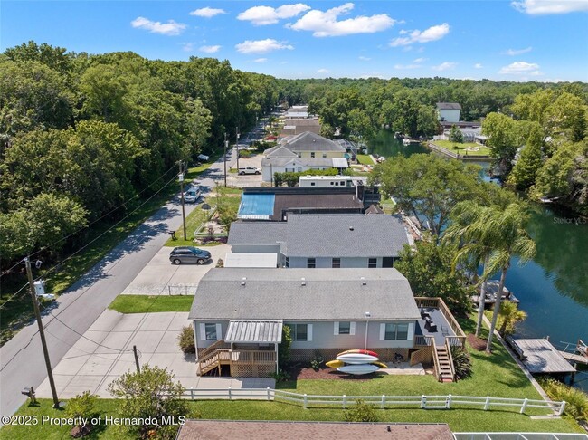 Building Photo - 6901 Richard Dr