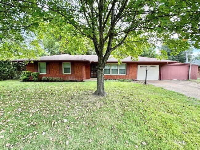 Foto del edificio - 4914 Childs Dr