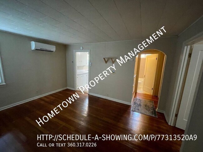 Building Photo - Great Deal on a Wonderful Home