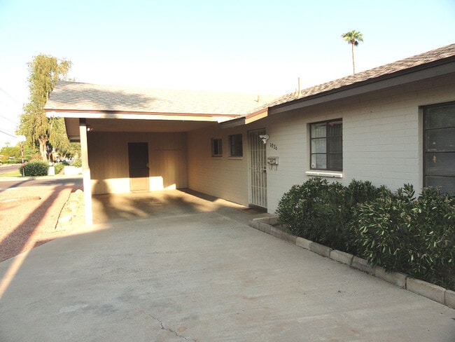Building Photo - 1026 E Highland Ave