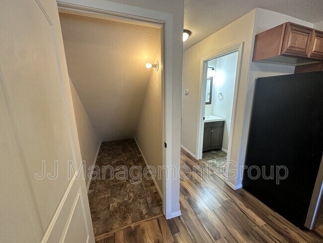 Foto del edificio - 6205 N Astor St