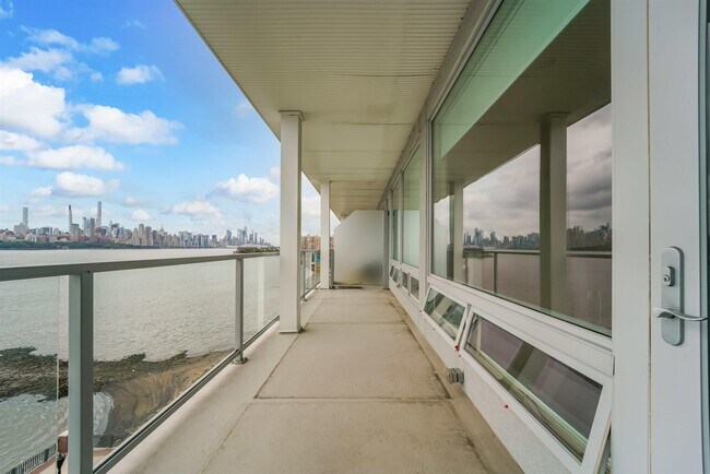 Foto del edificio - 9 Somerset Ln