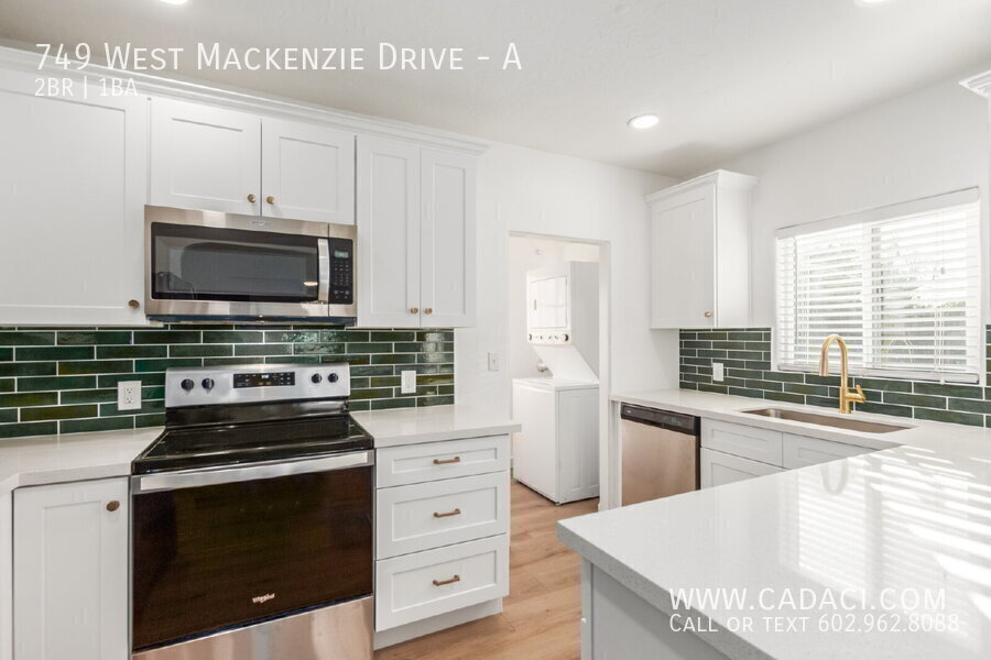 Photo - 749 West Mackenzie Drive-A