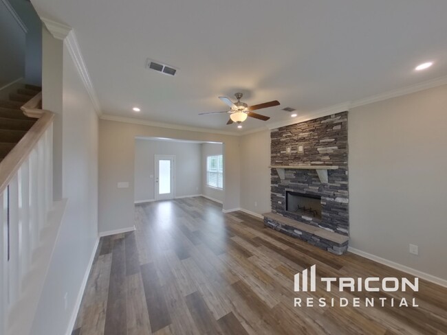 Building Photo - 1126 Starhurst Drive Murfreesboro TN