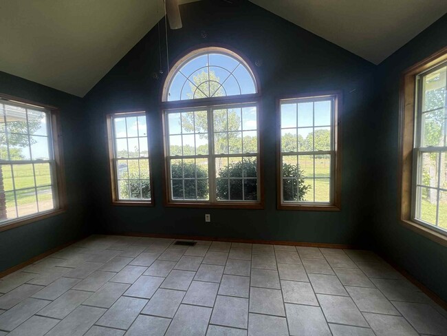 Building Photo - 15315 CR 138