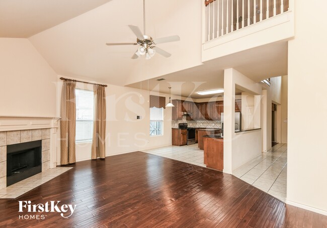 Building Photo - 1104 Sawmill Pass