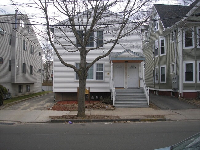 Building Photo - 74 Lawrence St