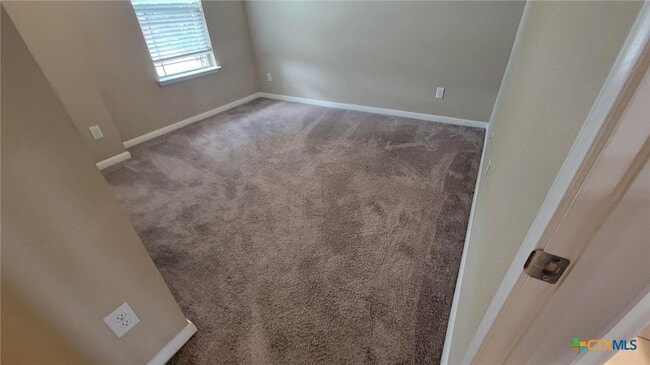 Foto del edificio - 822 Wyndcrest Drive