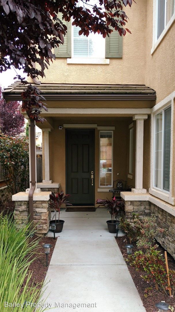 Building Photo - 4 br, 3 bath House - 27 Pima Street