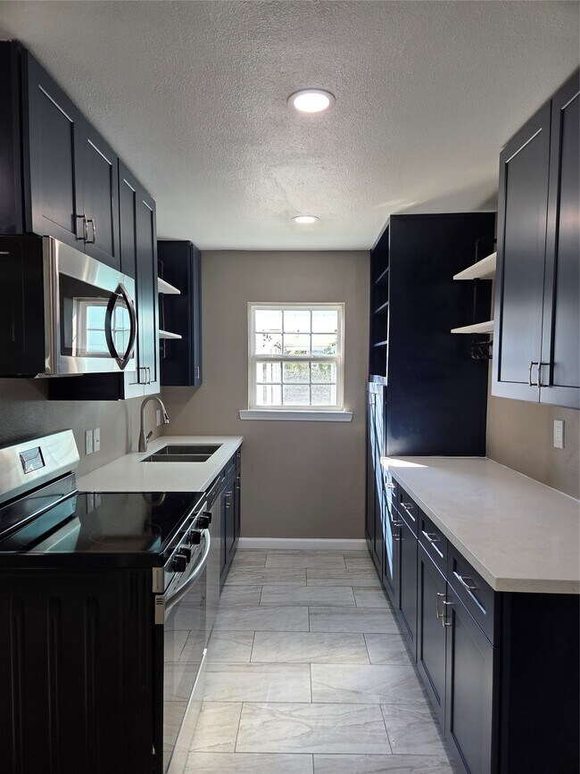 Foto del edificio - 619 13th St