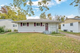 Building Photo - 10772 Spring Garden Dr