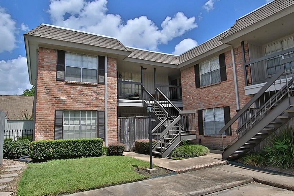 Primary Photo - 1223 Augusta Dr