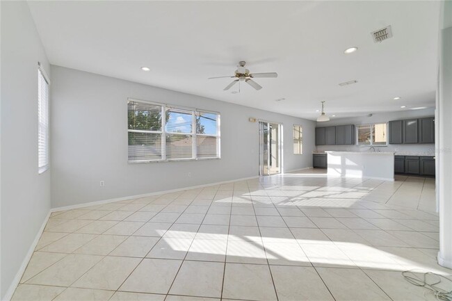 Building Photo - 2725 Portchester Ct