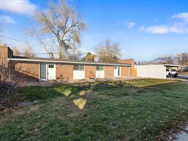 Building Photo - 6876 S 90 E