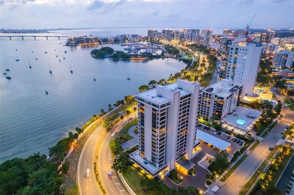 Foto principal - 770 S Palm Ave