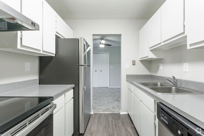 2 BR, 2 BA - St. Clair Premier Level Finishes - The Waverly on the Lake