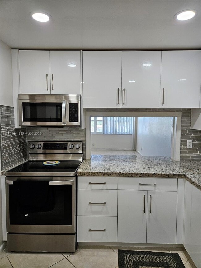 Foto del edificio - 330 SE 2nd St