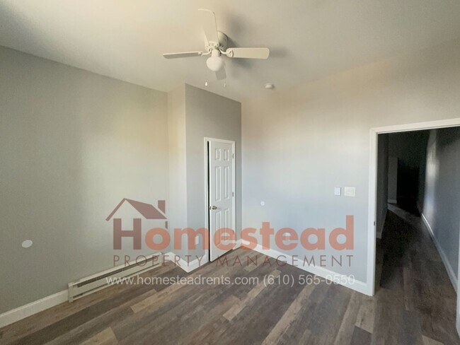 Foto del edificio - 5749 Walnut St