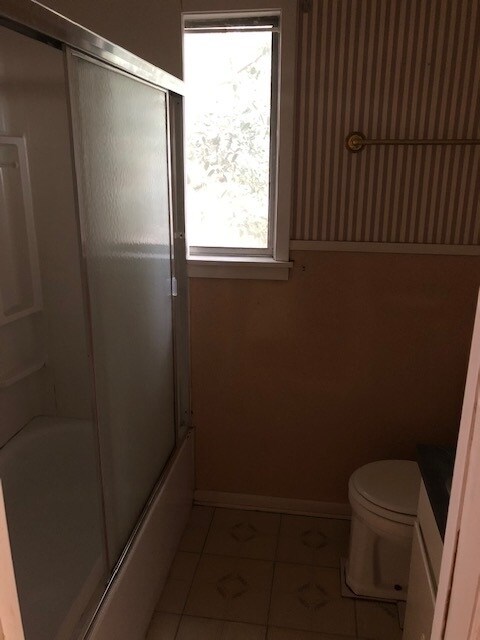 Building Photo - 613 Evangeline Dr