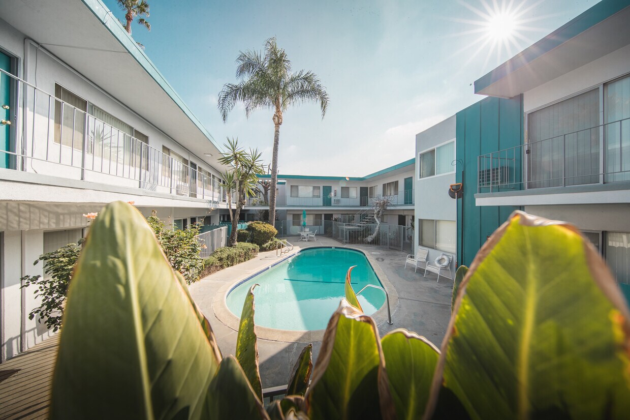 Foto del edificio - Valley Paradise Apartments