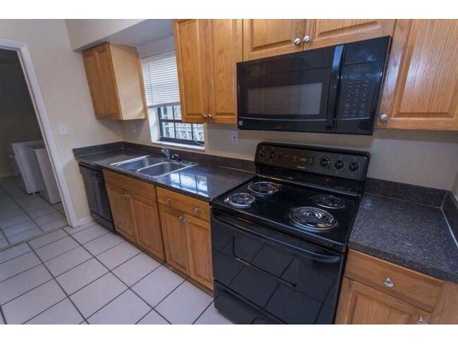 Foto del edificio - 1041 NW 27th Ave